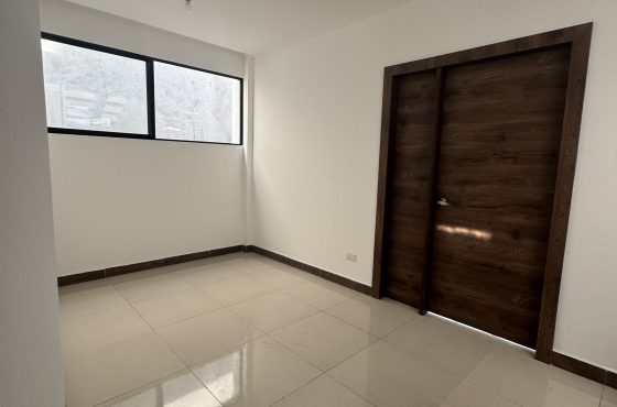 Casa en venta, Urb. Vista Sol 1, Machala
